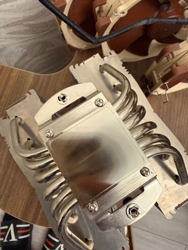 Soyutma sistemləri: Ideal veziyetdedir. Uzerinde 3 kuler verilir (sadə), əldə əlavə biri — 3