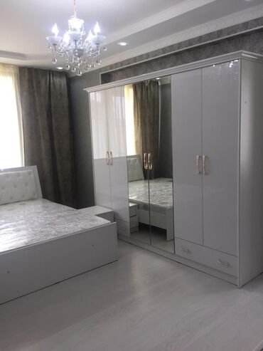 горный серафимовка: 3 комнаты, 82 м², Элитка, 9 этаж, Косметический ремонт