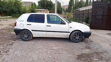 Продажа авто: Volkswagen Golf: 1993 г., 1.6 л, Механика, Бензин, Хэтчбэк — 5