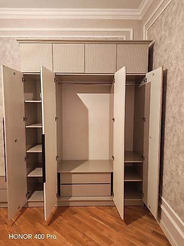 антресоль: Mebel: Üç qapılı paltar dolabı, üst modul ilə Dizayn: Müasir, açıq — 4