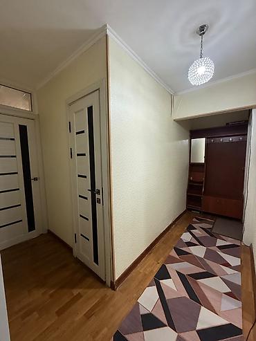 Продажа квартир: 2 комнаты, 46 м², ул. Боконбаева / Гоголя 104 серия, 1 этаж, Старый ремонт — 4