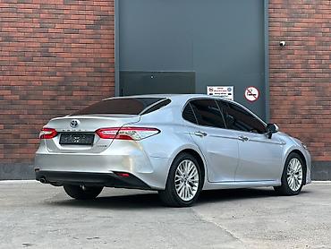 camri 70: Toyota Camry: 2017 г., 2.5 л, Вариатор, Гибрид, Седан — 4