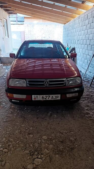 венто 1995: Volkswagen Vento: 1995 г., 1.8 л, Механика, Бензин, Седан