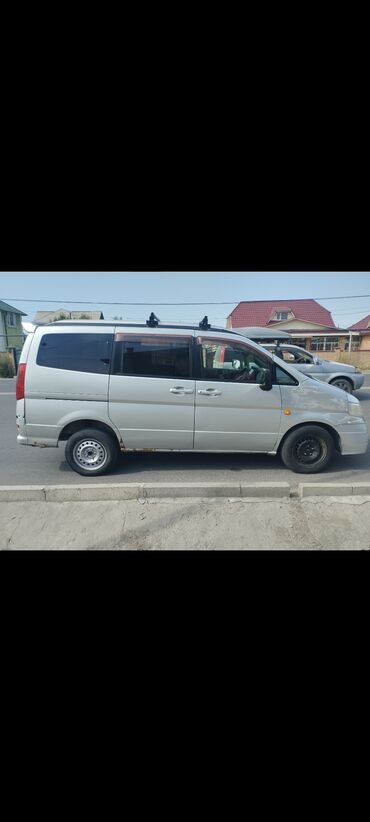 Nissan: Nissan Serena: 2001 г., 2 л, Вариатор, Бензин, Минивэн