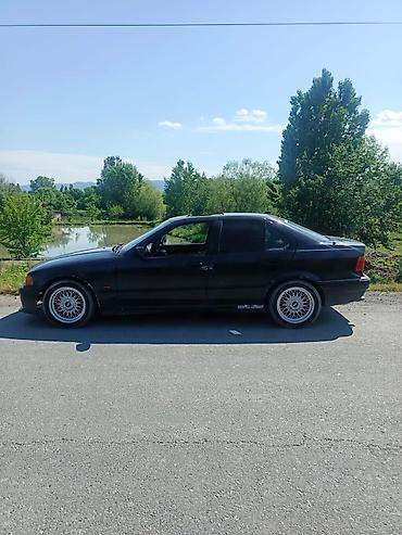 mercedes s class 220: BMW 3 Seriyası E36 sedan, qara rəng - Kuzov: 4 qapılı sedan — 3