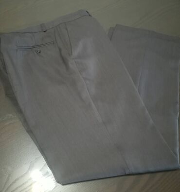 Pantalone: Pantalone 2 kom sve za 500 din vel XL/XXL. Crne i plave na crtu. Crne — 10