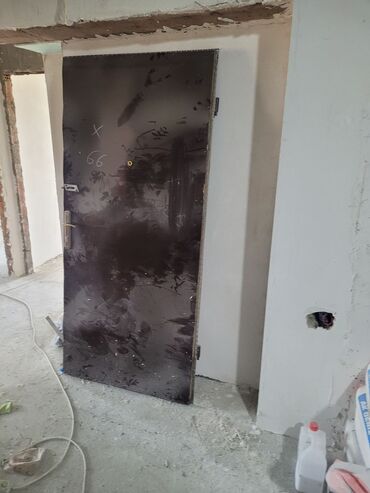 işlenmiş demir: Demir qapi 205/96sm
80azn
Masazir 7009 leli