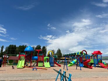 вожатый в лагерь иссык куль: Таунхаус, | Радуга West, Кош-Көл, Балдар аянтчасы, Унаа токтотуучу жай, унаа туруучу жай, Коргоодогу аймак