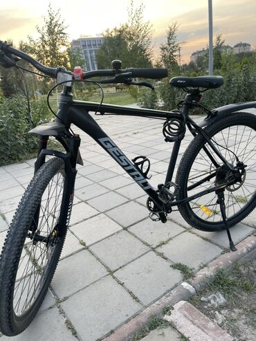 автолюлька cybex: Продаю Gestalt Excalibur 2025 Новый, рама и вилка алюминий, размер 52