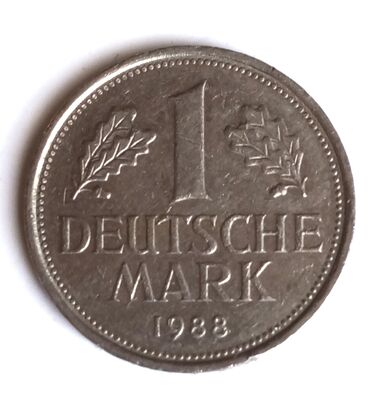 1 dollar satisi: Nadir tapılan kolleksiya üçün 1988 çi ilə aid Alman 1 markası . İdeal