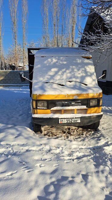 Легкий грузовой транспорт: Легкий грузовик, Mercedes-Benz, Стандарт, Б/у