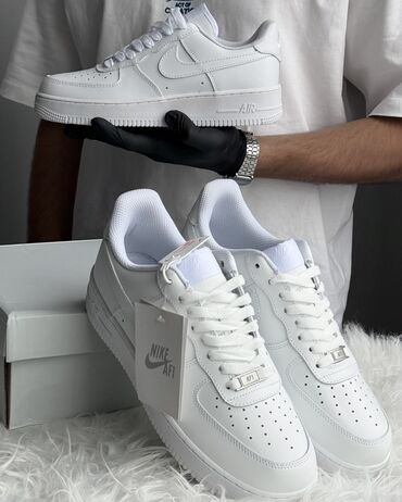 черные форсы: Мужские кроссовки, 41, Nike, Новый, цвет - Белый, Самовывоз, Бесплатная доставка