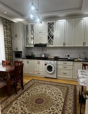 Продажа квартир: 117 м², 3 комнаты, Свежий ремонт Кухонная мебель
