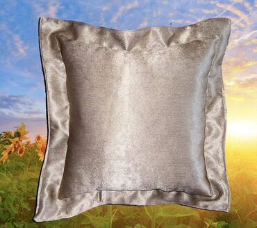 Постельное белье: Подушка декоративная размер 40 см х 40 см поможет обновить