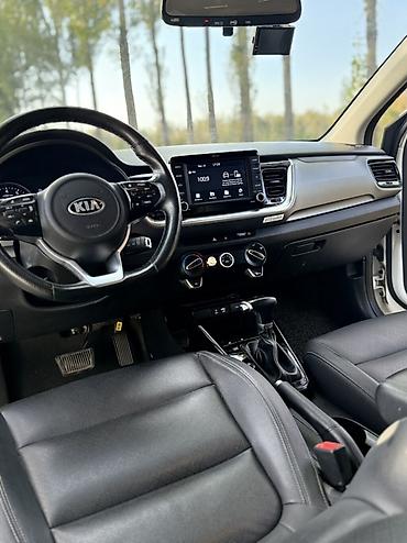 блок управления акпп: Kia Stonic: 2019 г., Автомат, Кроссовер — 4
