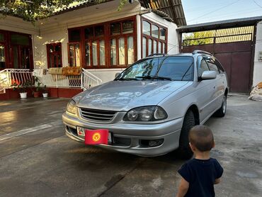 тайота автомобили: Toyota Avensis: 1999 г., 1.8 л, Механика, Бензин, Универсал