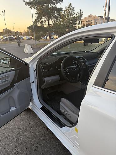 ford taurus: Toyota Camry: 2015 г., 2.5 л, Автомат, Бензин, Седан — 9