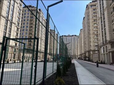 центральная мечеть: 2 бөлмө, 86 кв. м, Элитка, 4 кабат, ПСО (өзү оңдоп түзөтүп бүтүү үчүн)
