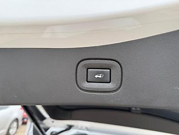 Renault: Renault QM6: 2023 г., 2 л, Автомат, Бензин, Кроссовер — 11