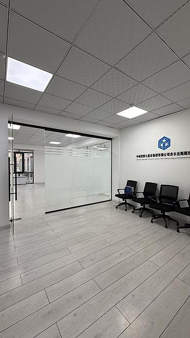 Коммерциялык мүлк: Ижарага Кеңсе бөлмөсү: 80 м², Бизнес борборунда, Ремонту менен — 8