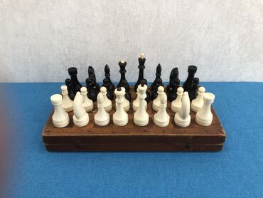 Şahmatlar: Antik Sahmat sovet dovrune aid 1970 ci il ela vezyyetde 45*45 — 13