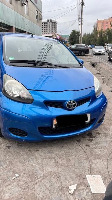 citroen c3: Toyota Aygo: 2009 г., 1 л, Механика, Бензин, Хэтчбэк