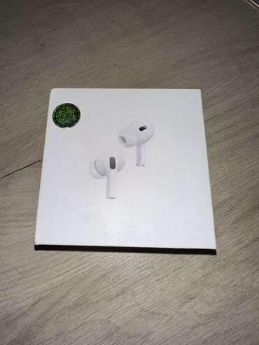 Наушники: AirPods Pro 2 поколения отдам по дешевле