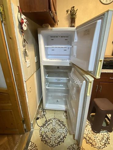 Soyuducular: Samsung iki qapılı soyuducu - Brend/model: Samsung (üst kamera — 2