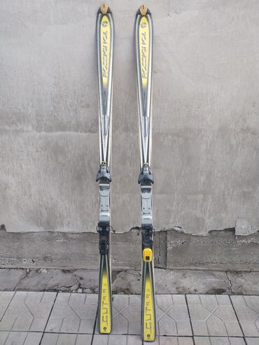 крепления для лыжи: Лыжи и ботинки бренда Rosignol. Ростовка 184 и 180 по 10000 каждая