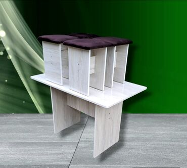 Шкафы: Комплект стол и стулья Кухонный, Новый