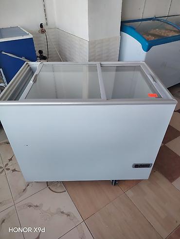Soyuducu avadanlığı: Sürüşən şüşə qapaqlı vitrin tipli dondurucu. Ağ rəngli korpusa — 4