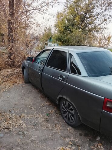 продаю в связи переездом: ВАЗ (ЛАДА) 2110: 2006 г., 1.6 л, Механика, Бензин, Седан