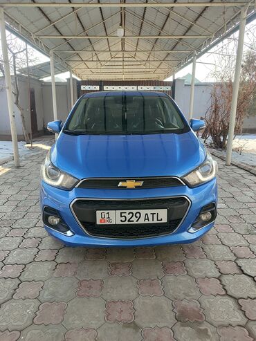 Chevrolet: Chevrolet Spark: 2015 г., 1 л, Автомат, Бензин, Хэтчбэк