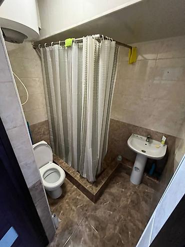 сдаю салон коасоты: Краснознаменный переулок д25 в районе Ошского рынка/Кулиева Сдается 1 — 4