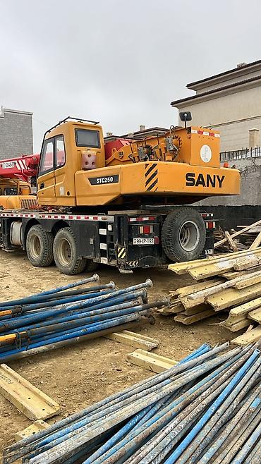 kran: SANY STC250 avtokran - Model: STC250 - Tip: Avtokran (özünüdaşıyan — 3
