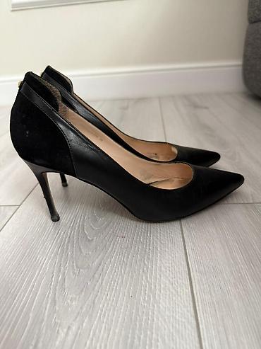 Туфли: 1) Туфли-лодочки BASCONI: (б/у)размер 39 - Цвет: черный - Материал — 1