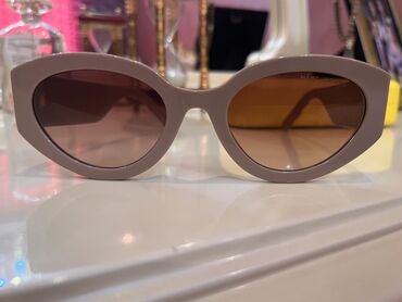 virtual reallıq eynəkləri: Gün eynəyi, Marc Jacobs, Yeni