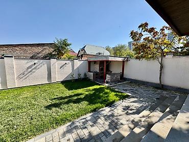 230: 📍 ул. Темирова 🔘6-комнатная 🔘Этажи 2 🔘230м² Продажа нового — 10