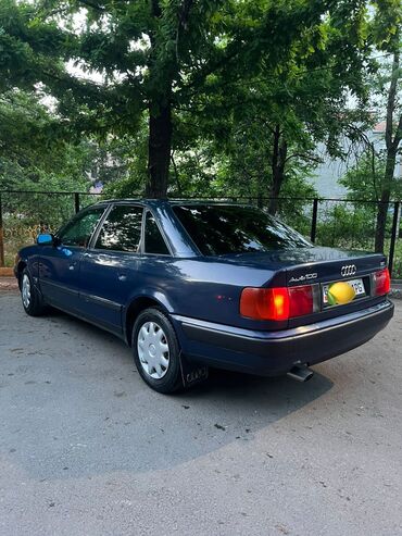 калпак на ауди: Audi S4: 1993 г., 2 л, Механика, Бензин, Седан