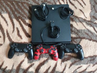 irşad playstation 3: PS4 (Sony Playstation 4)