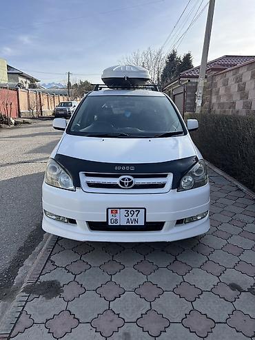 Toyota: Toyota Ipsum: 2002 г., 2.4 л, Автомат, Газ — 1