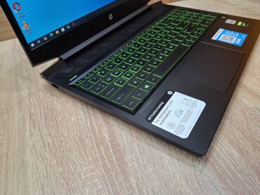 Skanerlər: İşlənmiş HP Pavilion, 15.6 ", Intel Core i5, 256 GB