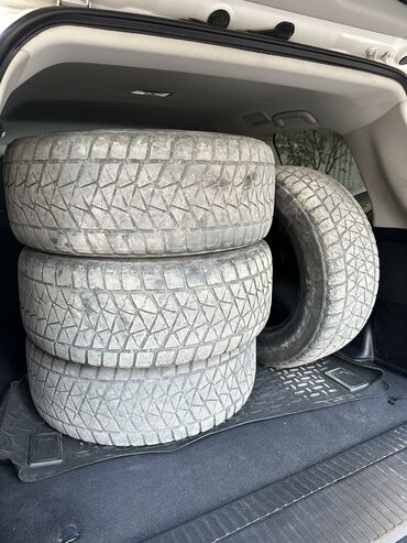 sador r18: Шины 285/60 r18 комплект 5000 сом