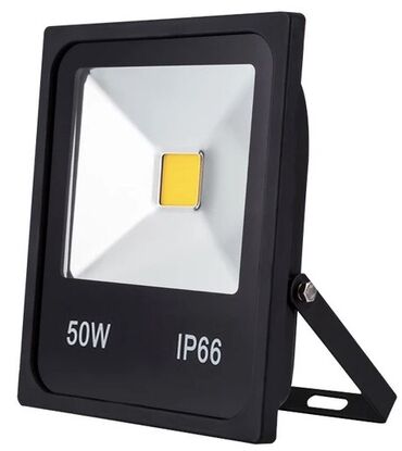 ag led: ✅LED Prajektor gücü: 50W Xüsusiyyətlər: 100% Yeni. Rəng: qara LED