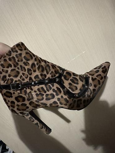 Сапоги: Leopard naxışlı qadın botları - Model: incə burunlu, nazik hündür — 1