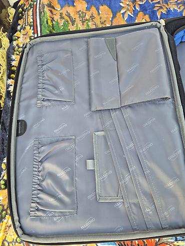 Noutbuklar üçün örtük və çantalar: Dicota noutbuk çantası - Rəng: qara - Material: sıx toxumalı, suya — 11