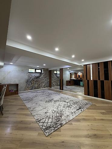 200: 6 комнат и более, 500 м², 6 соток, Бишкек, Киргизия 1 Агентство недвижимости — 6
