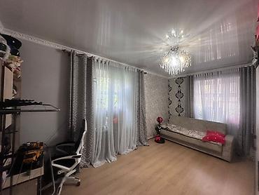 Продажа квартир: 3 комнаты, 72 м², 1 этаж — 8