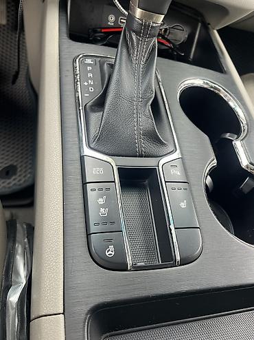 Kia: Kia Carnival: 2018 г., 2.2 л, Автомат, Дизель, Минивэн — 15