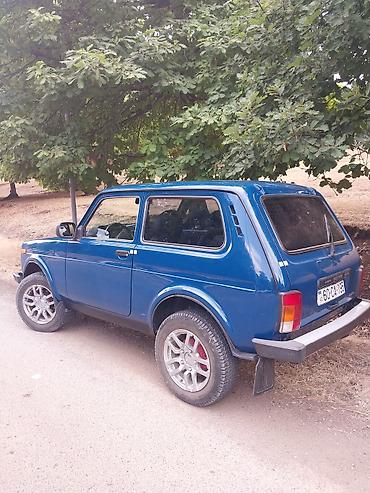 masın satısı: VAZ (LADA) 4x4 Niva: 1.7 l | 2015 il 11000 km Ofrouder/SUV — 4